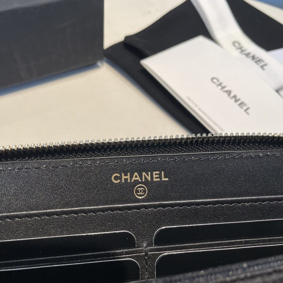 Chanel 22 Series Wallet