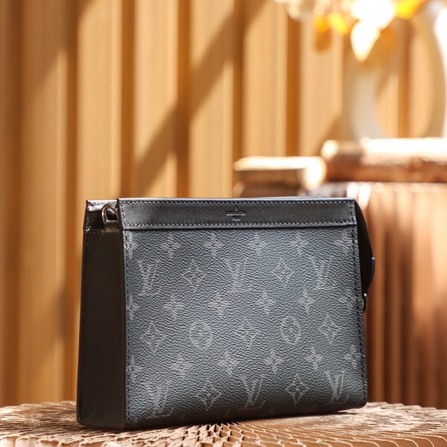 Louis Vuitton M81124 Men'S Gaston Wearable Wallet