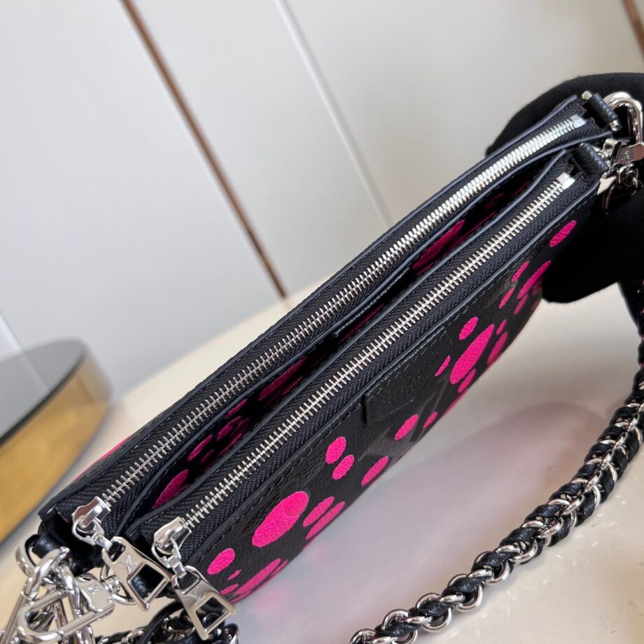 Louis Vuitton M46421 Black/Fuchsia Lv X Yk Multi Pochette Accessoires