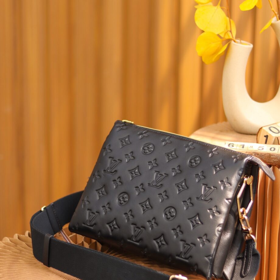 Louis Vuitton M57790 Black Coussin