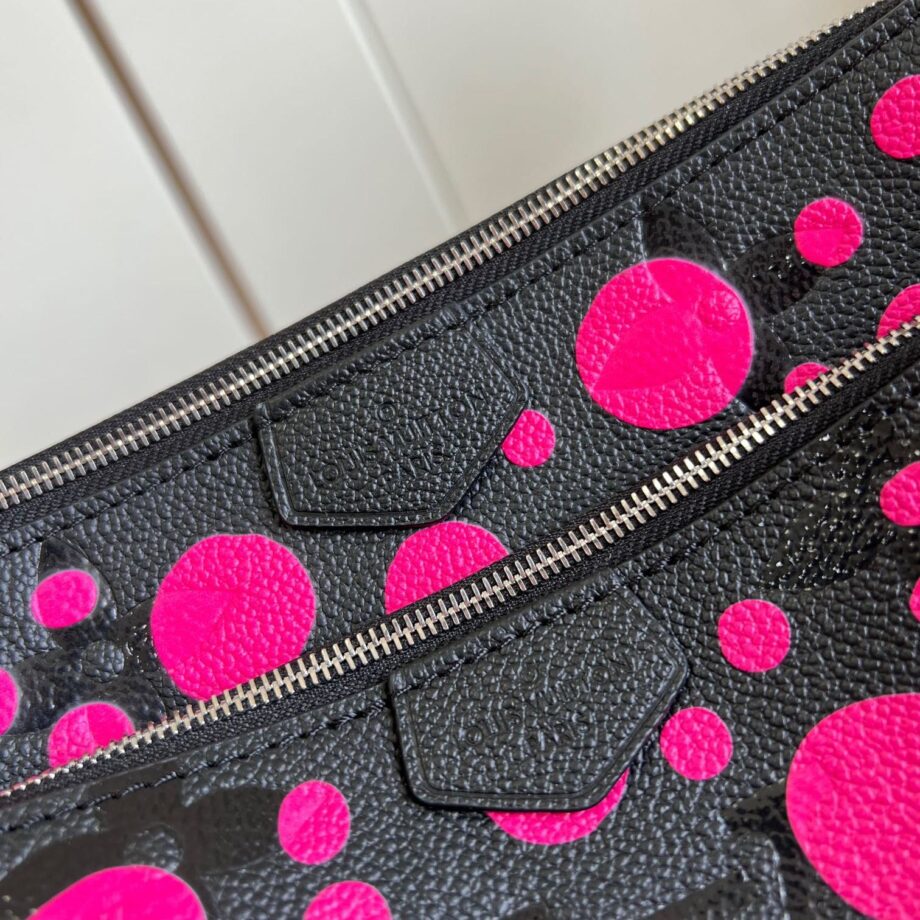 Louis Vuitton M46421 Black/Fuchsia Lv X Yk Multi Pochette Accessoires