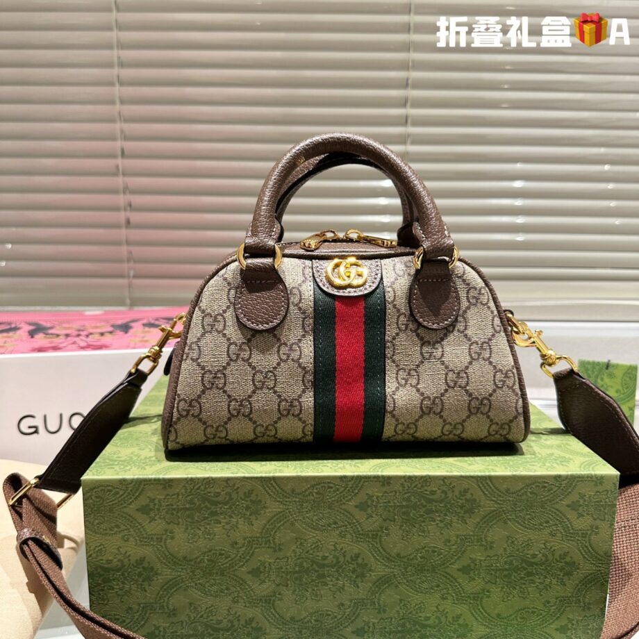 Gucci Boston Pillow Bag