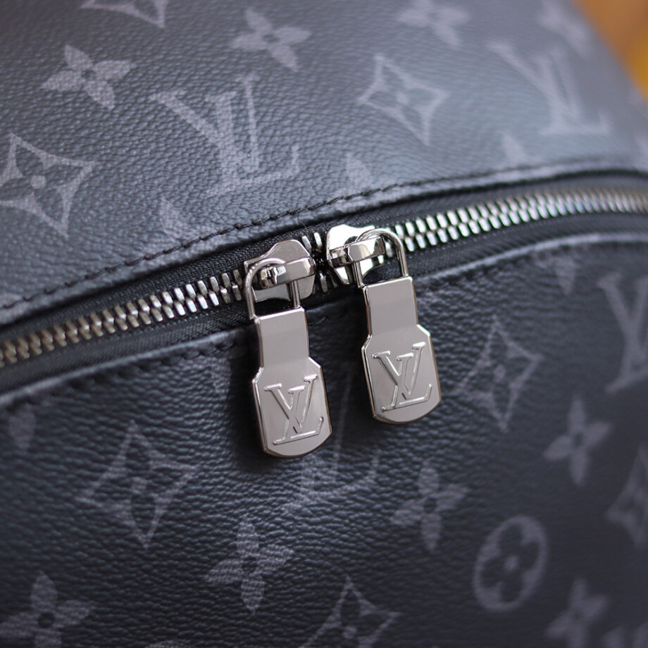 Louis Vuitton M43186 Discovery Backpack