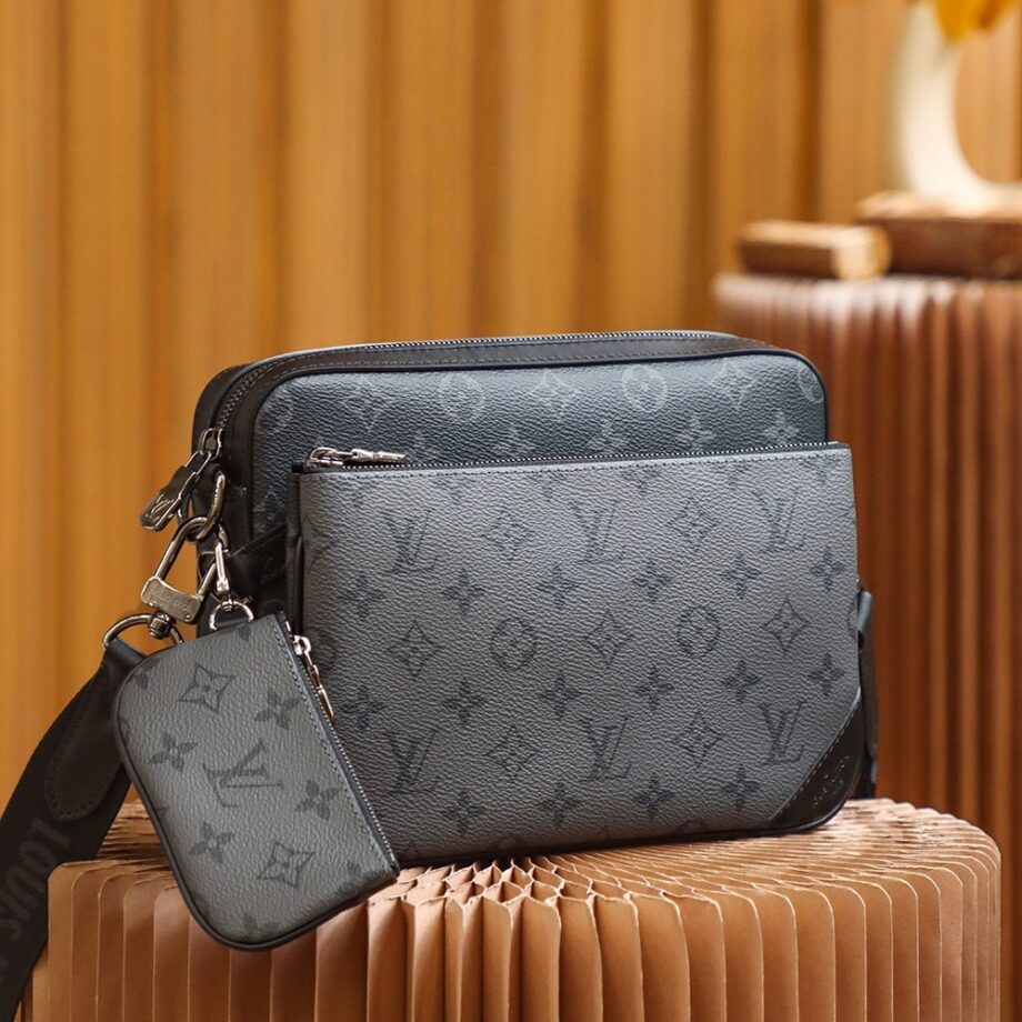 Louis Vuitton M69443 Trio Messenger