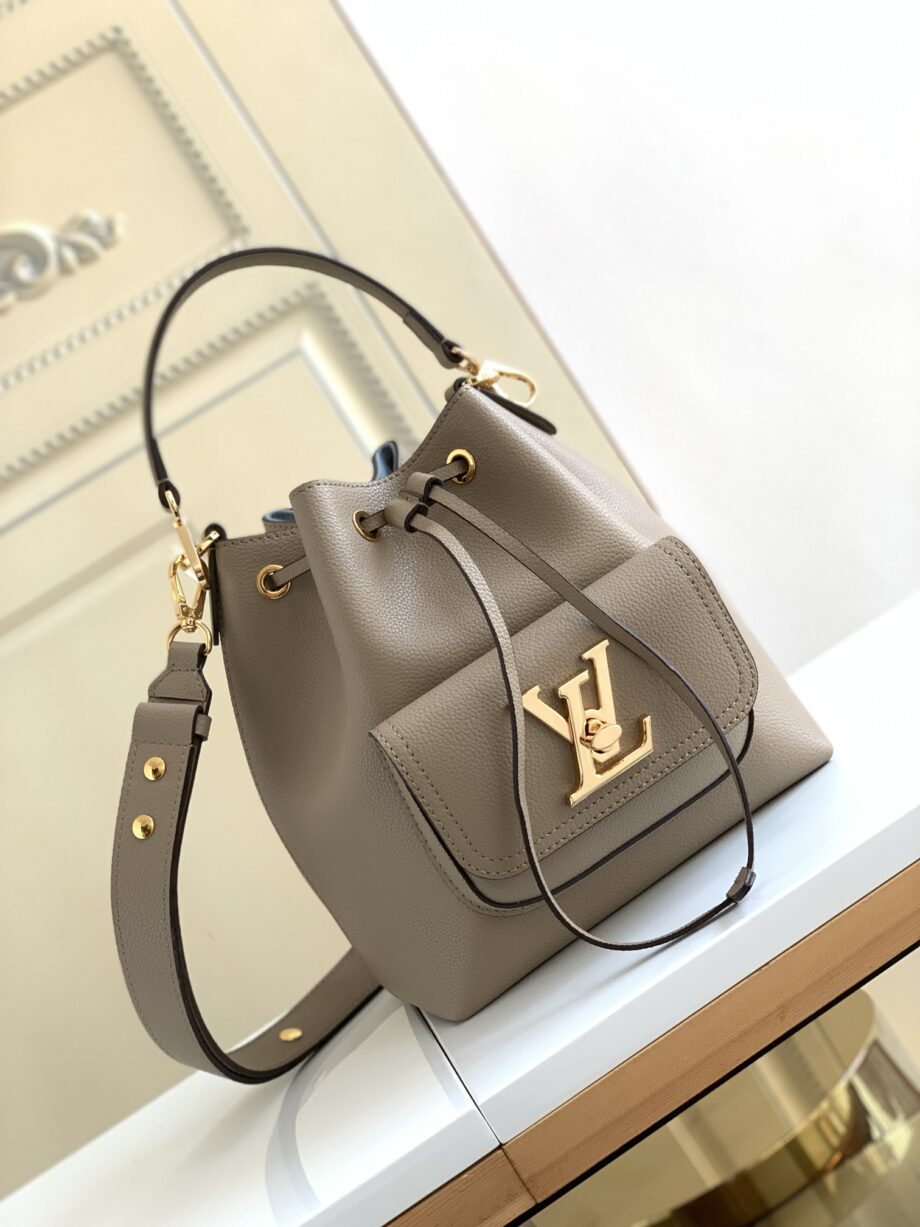 louis vuitton m57687 gray cowhide bucket bag