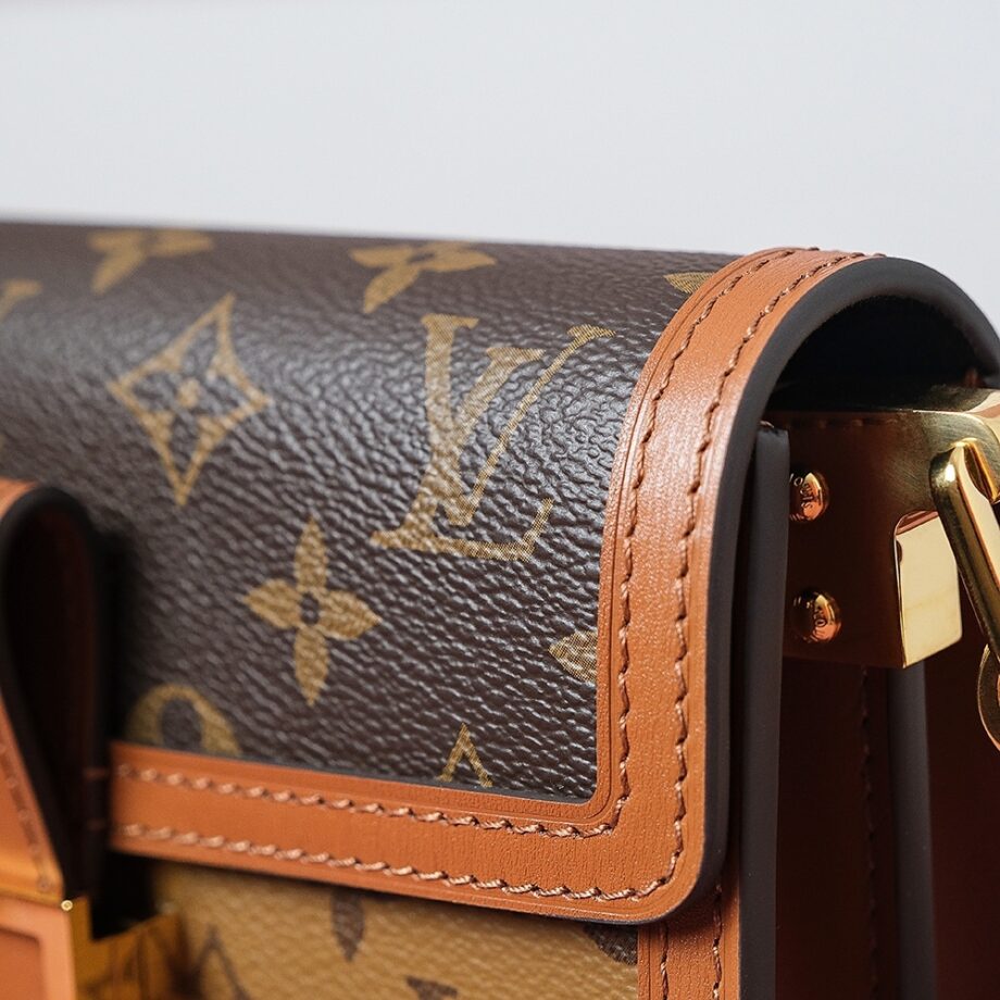 Louis Vuitton M46757 Dauphine East West