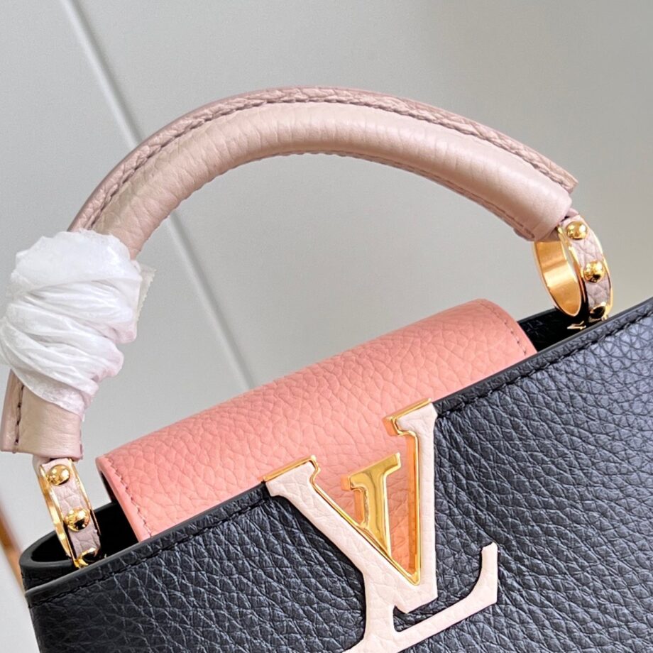 Louis Vuitton M56072 Capucines Mini Handbag