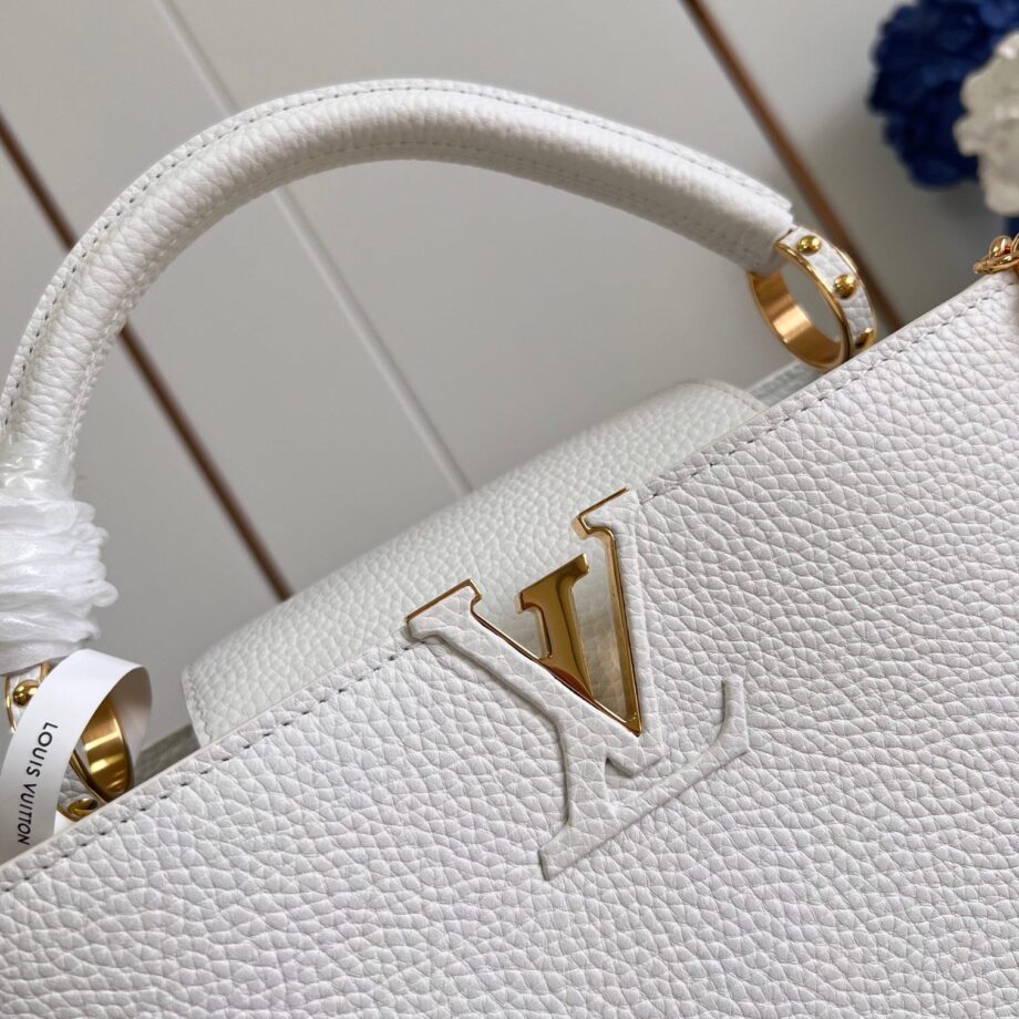 Louis Vuitton M59883 White Capucines Bag