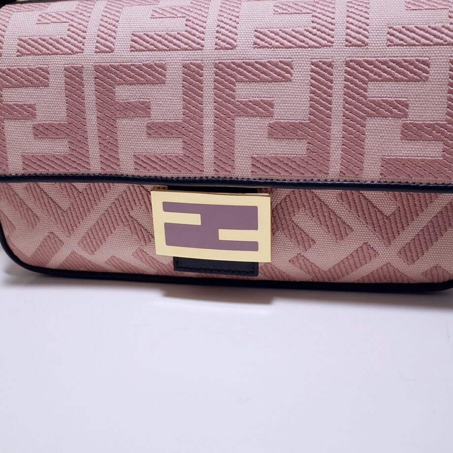 Fendi 8600 Baguette Medium Handbag