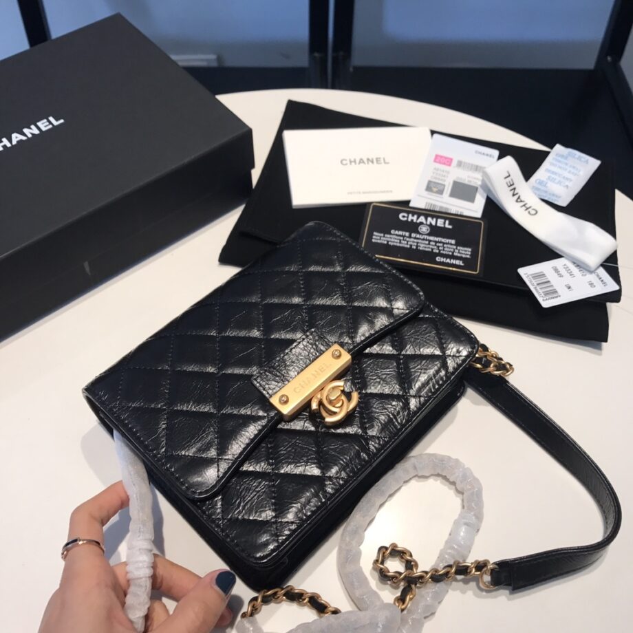 Chanel Oil Wax Cowhide Wallet On Chain