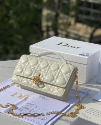 dior s0980onmj mini miss dior bag latte cannage lambskin