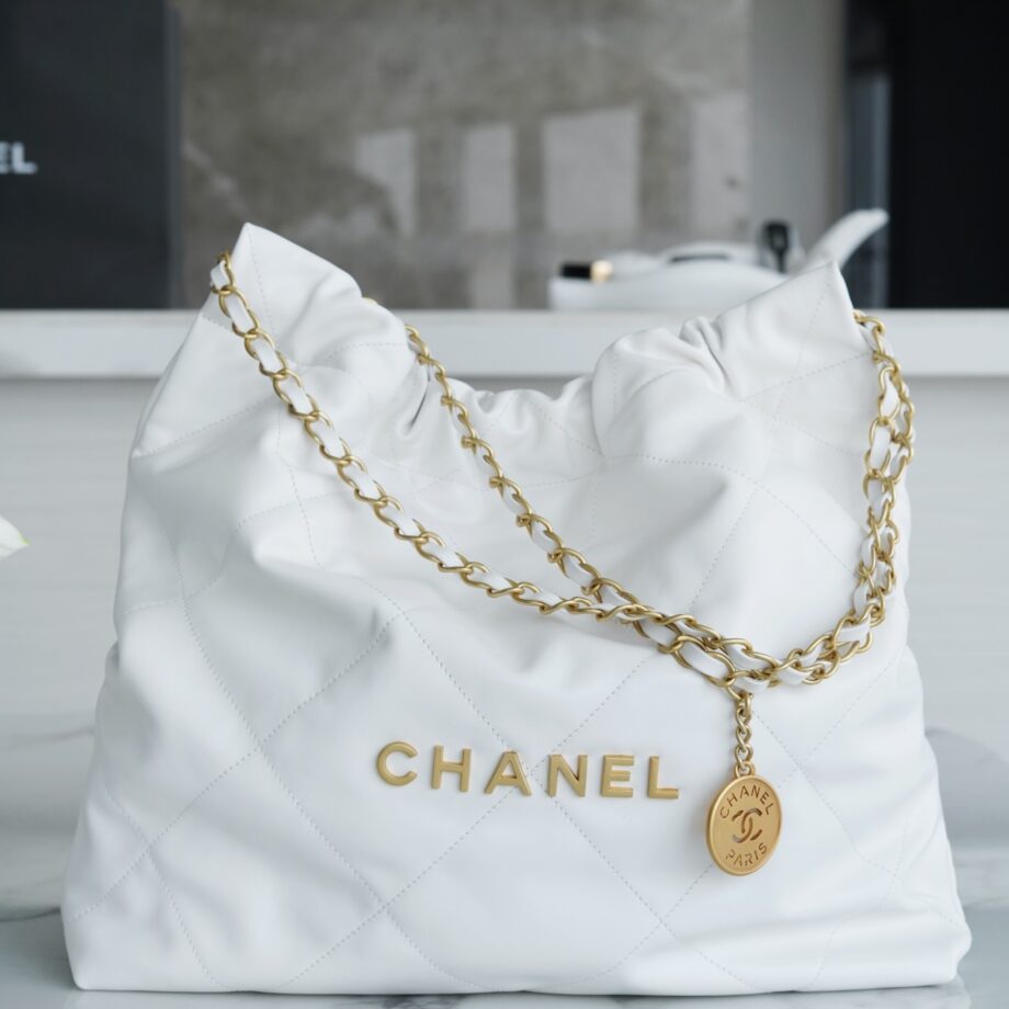 Chanel AS3261 Medium White Shiny Calfskin &Gold-Tone Metal Chanel 22 Handbag