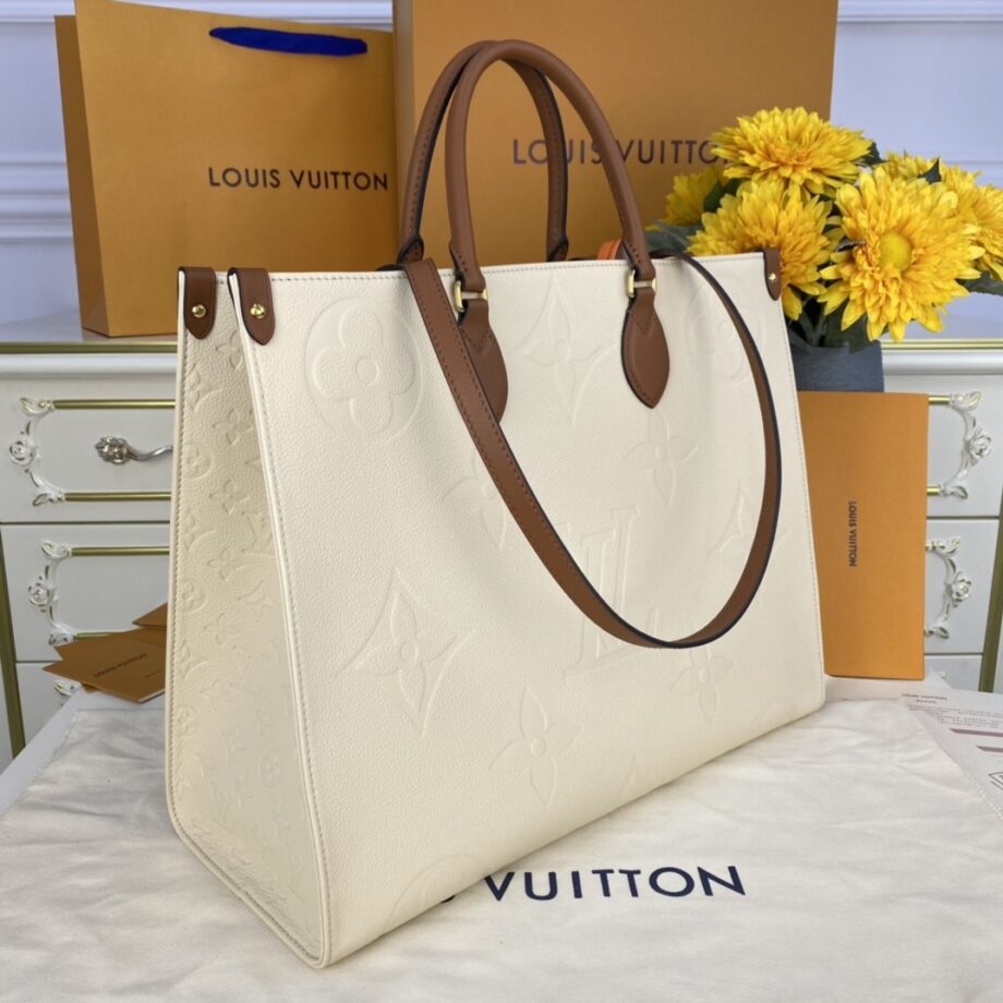 Louis Vuitton M44921 Milkshake White Onthego Gm Handbag