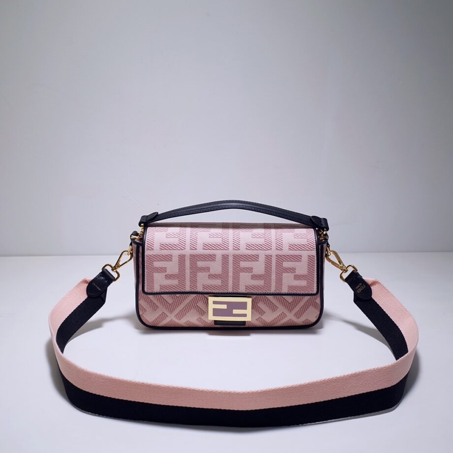 Fendi 8600 Baguette Medium Handbag